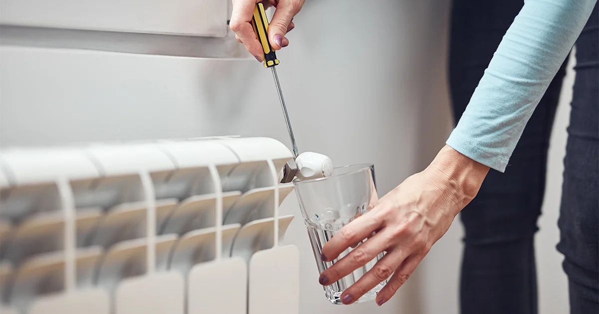 ¿Cómo purgar los radiadores de una casa?